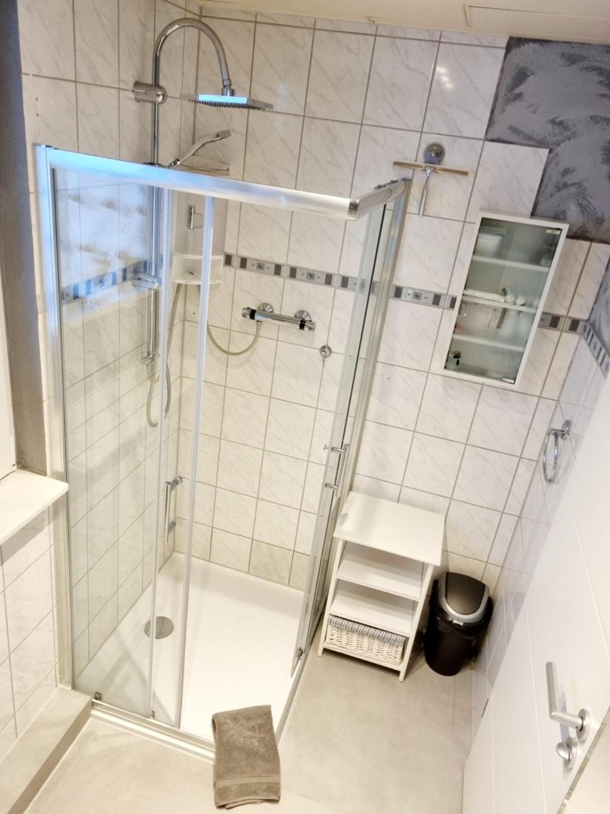 Hollestuebchen Apartment Hessisch Lichtenau Ngoại thất bức ảnh